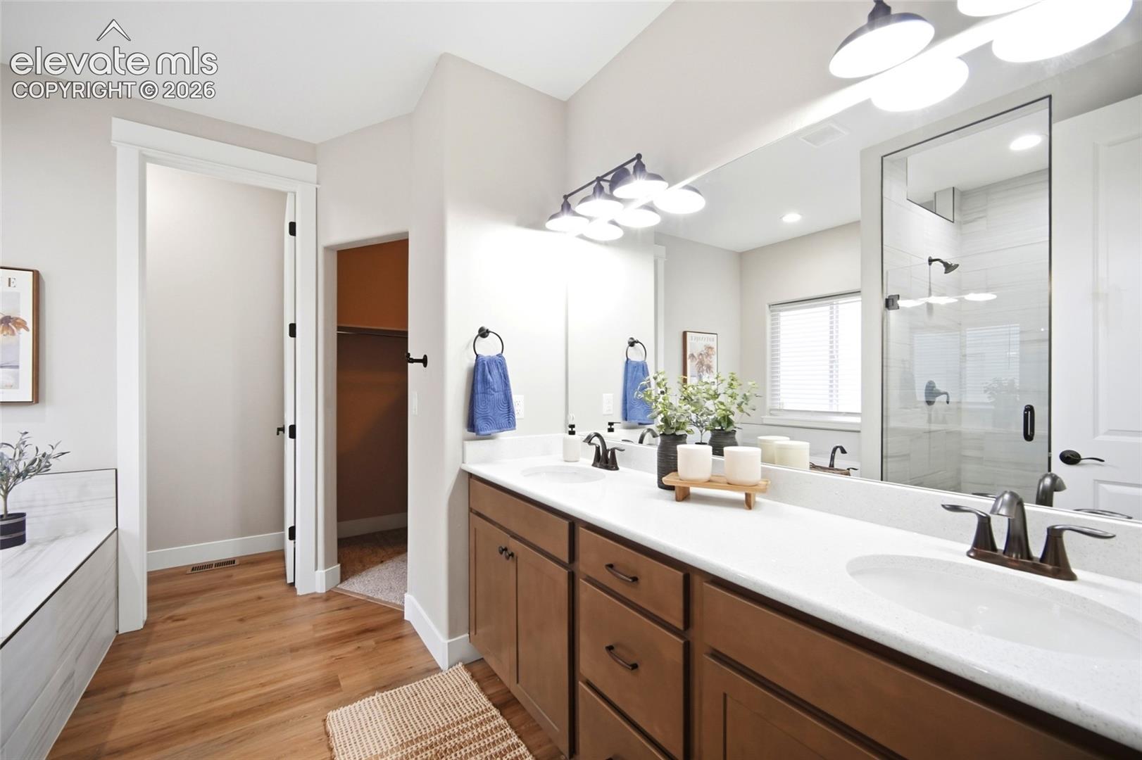 Listing photo 15 for 10540 Wrangell Circle