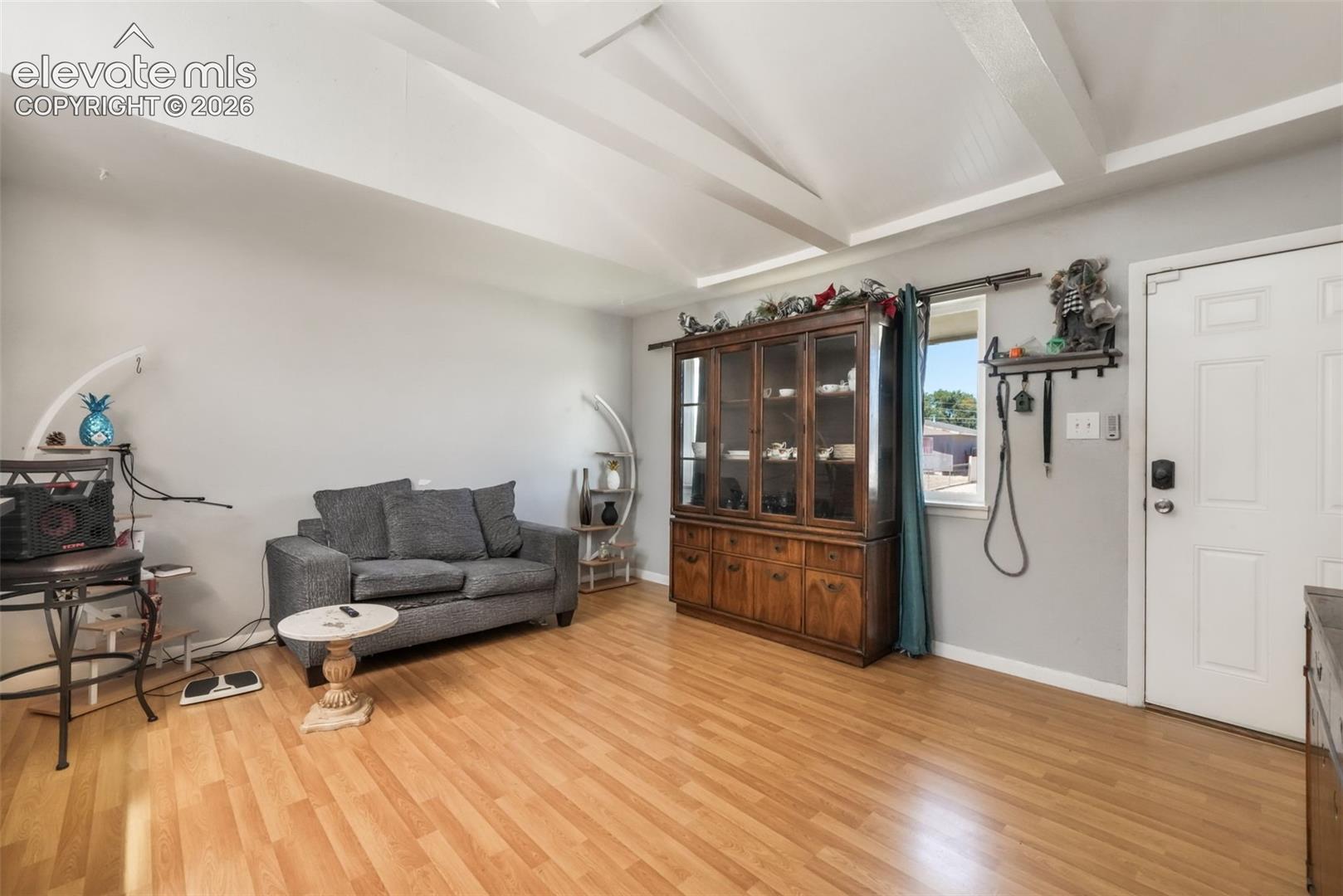 Listing photo 5 for 3506 Lancaster Drive