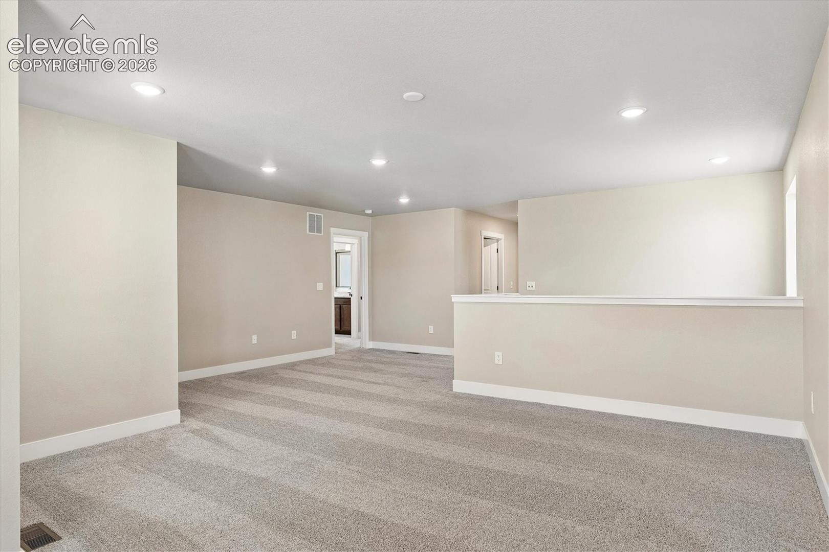 Listing photo 14 for 5325 Sidewinder Drive