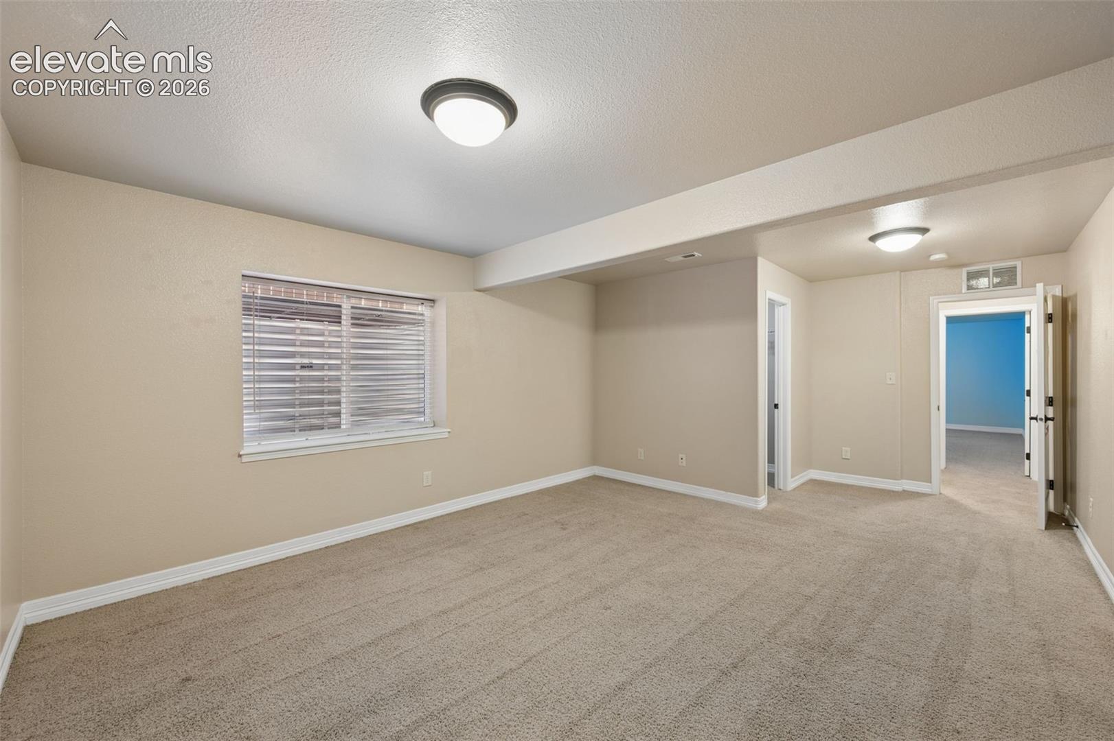 Listing photo 35 for 7966 Mount Hayden Drive