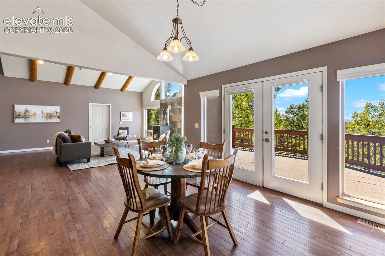Listing photo 10 for 516 Saguache Drive