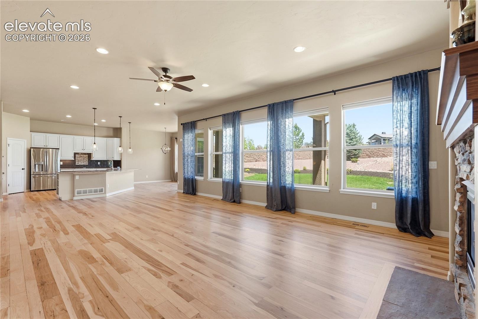 Listing photo 16 for 1908 Turnbull Drive
