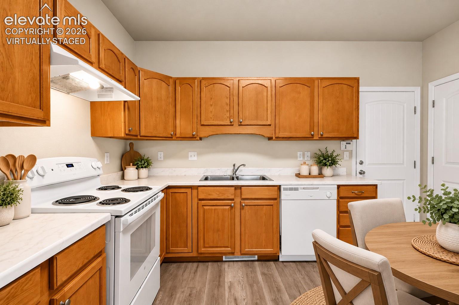 Listing photo 19 for 1034 Fountain Mesa Drive