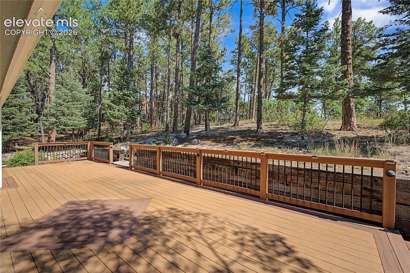 Listing photo 7 for 1250 Woodmoor Drive