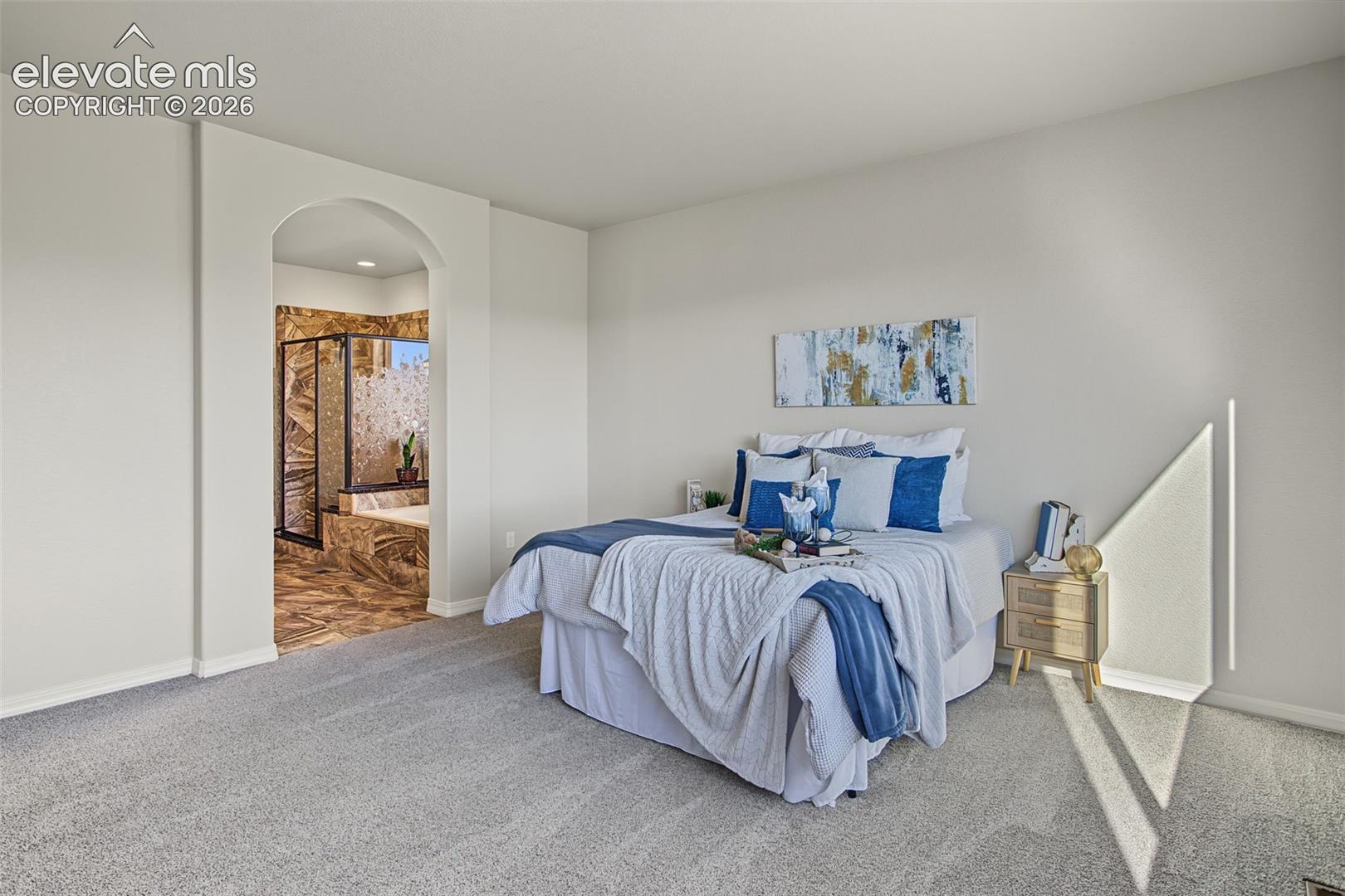 Listing photo 15 for 15621 Lake Mist Drive