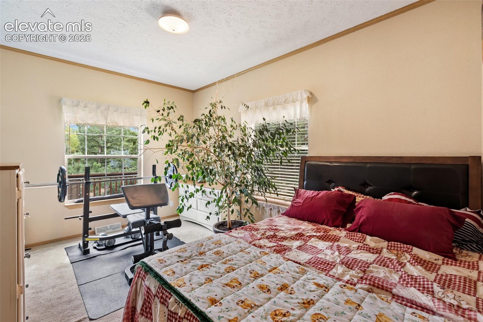 Listing photo 32 for 129 Kestrel Court