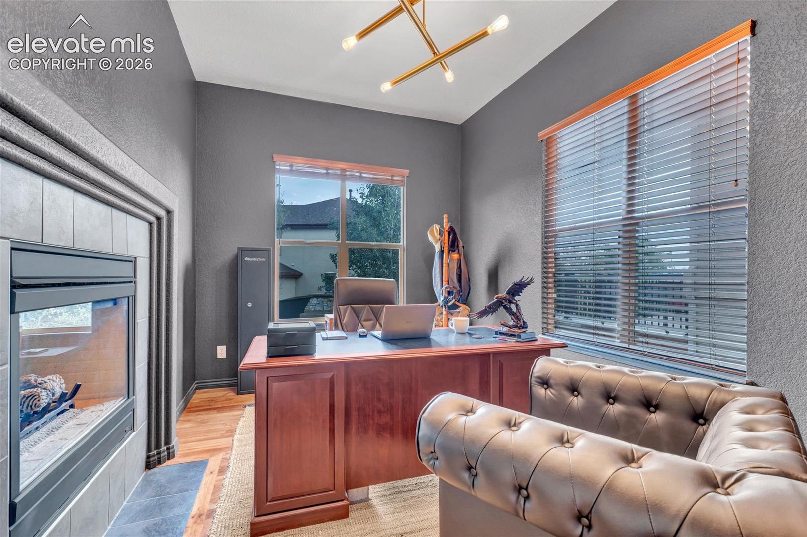 Listing photo 13 for 9043 Stony Creek Drive