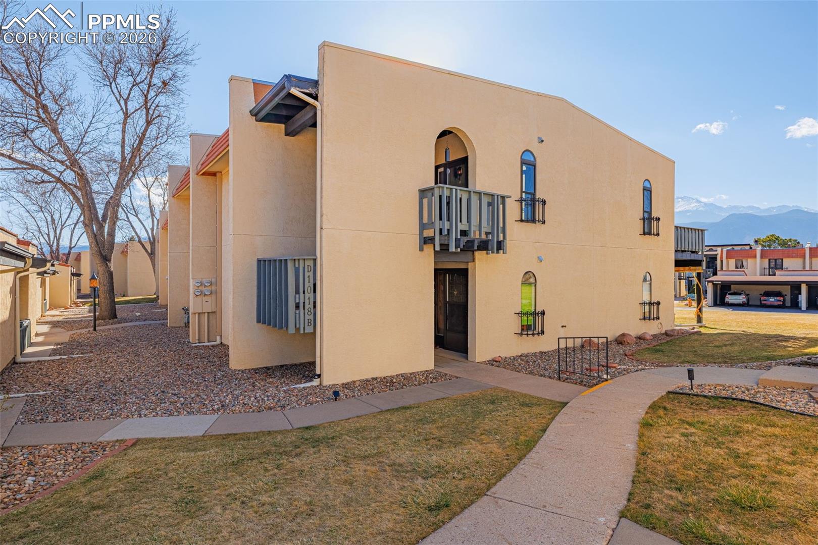 1018 Fontmore Road
