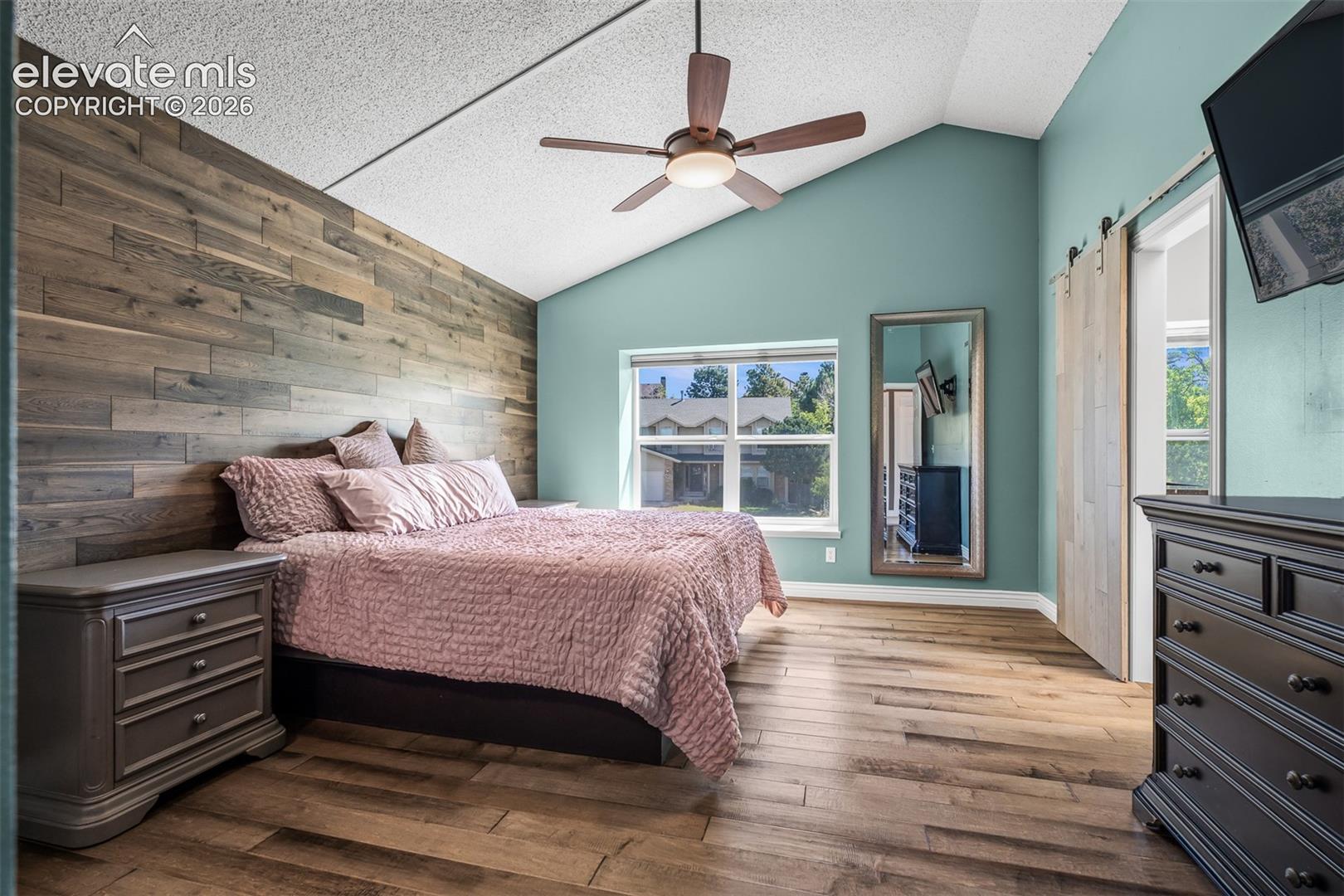 Listing photo 23 for 7810 Conifer Drive