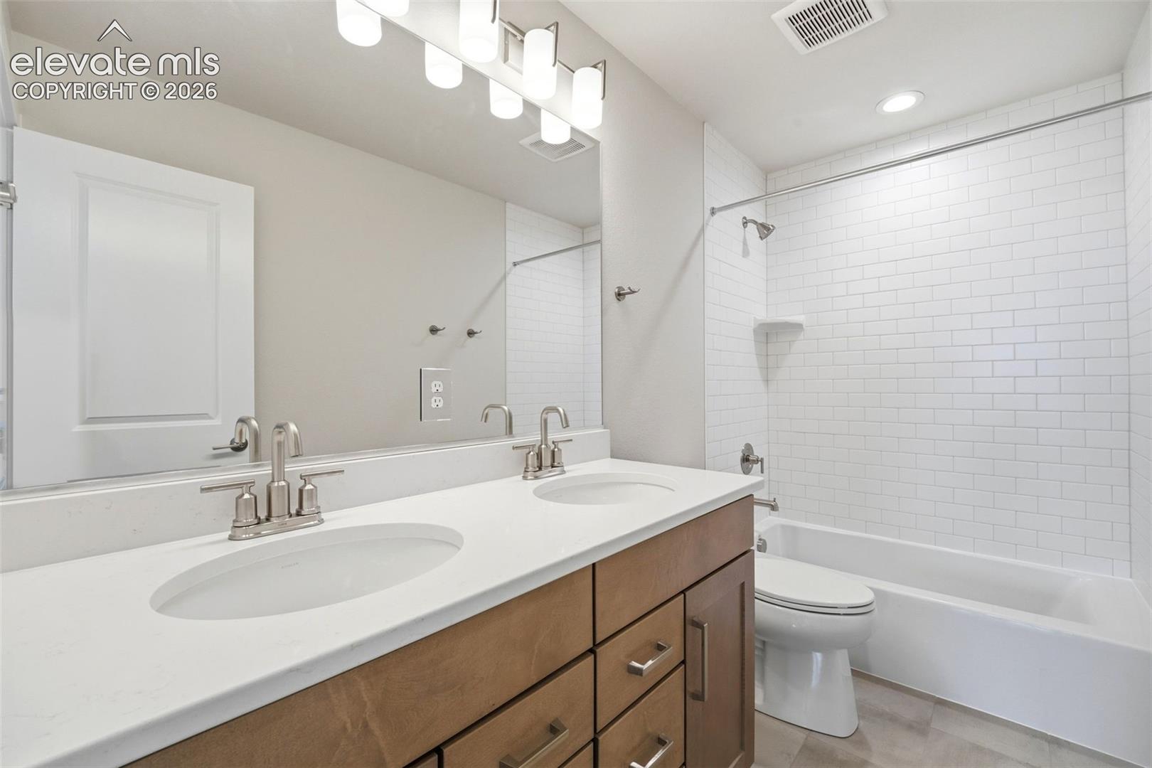 Listing photo 32 for 7979 Wilton Drive