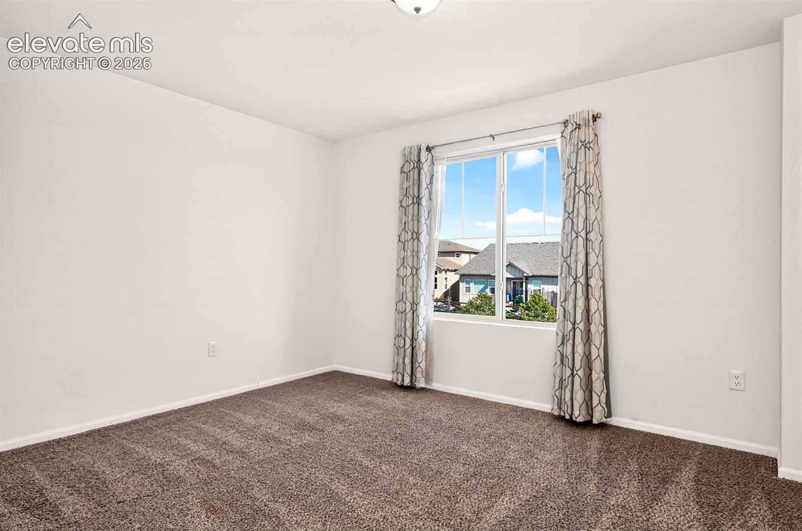 Listing photo 25 for 6315 Kildare Drive