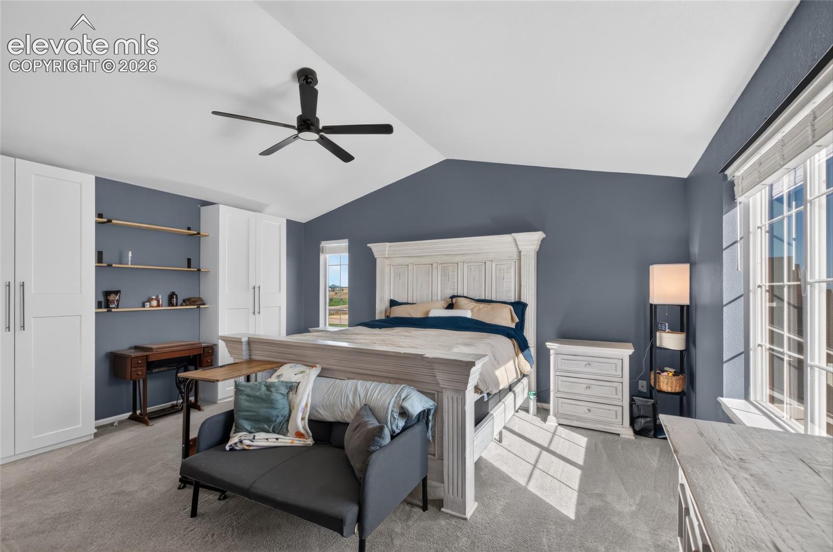 Listing photo 13 for 7490 Creekfront Drive