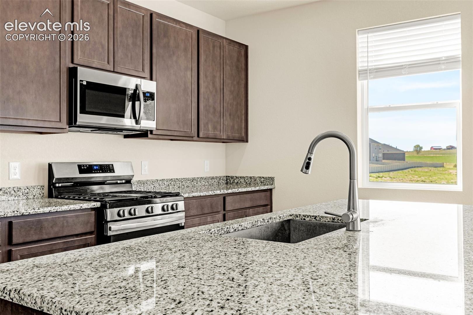 Listing photo 11 for 9762 Treasurevault Trail