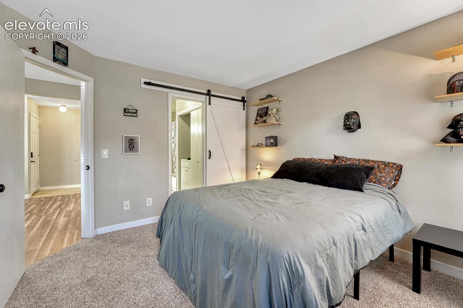 Listing photo 13 for 2121 Troy Court