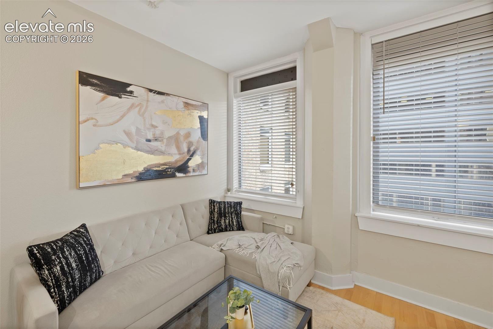 Listing photo 10 for 444 17th Street 709