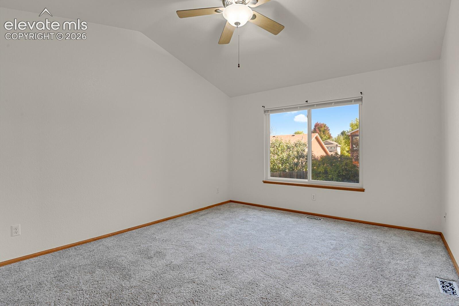 Listing photo 17 for 6625 Quarter Circle Road