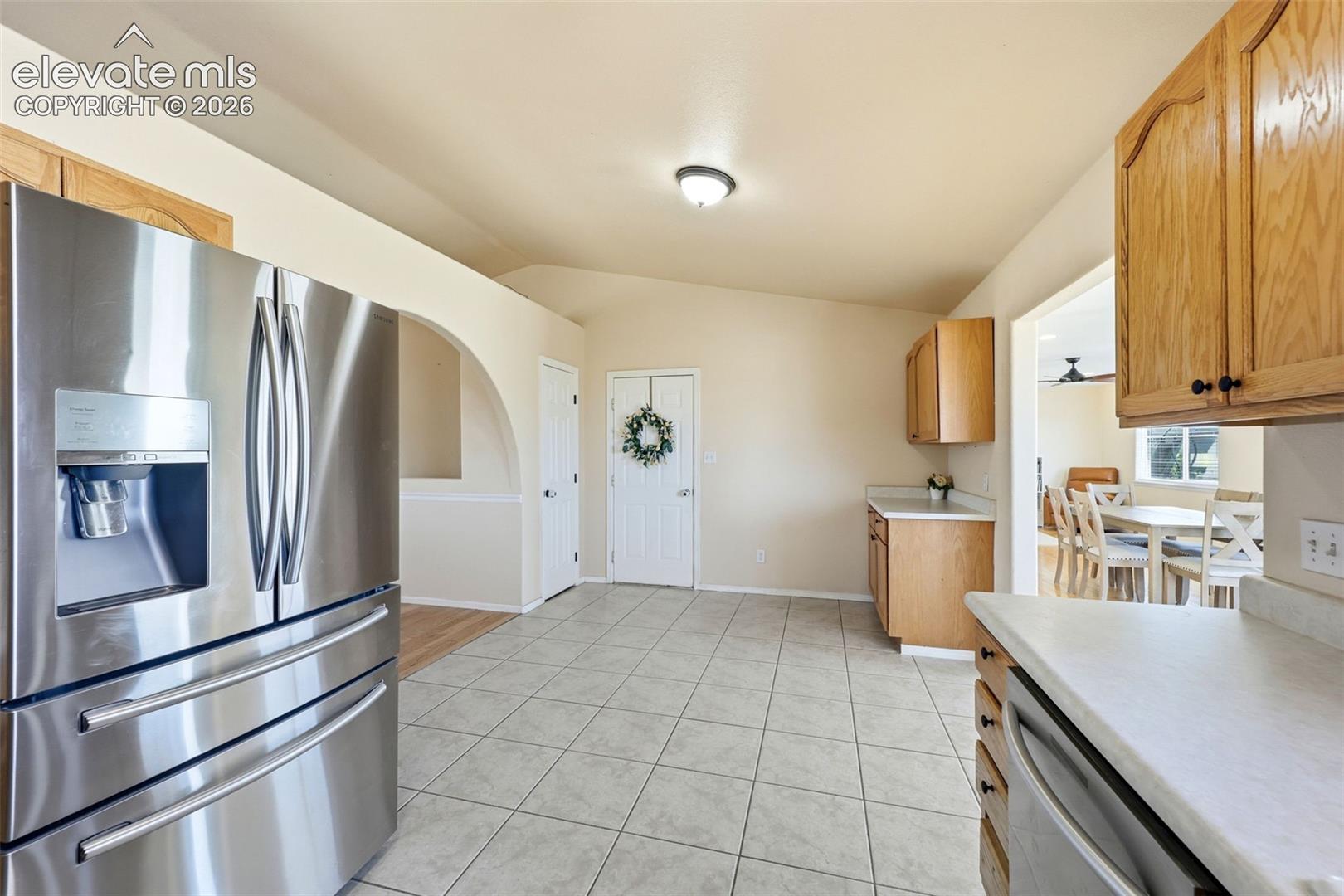 Listing photo 10 for 1218 E Onizuka Lane