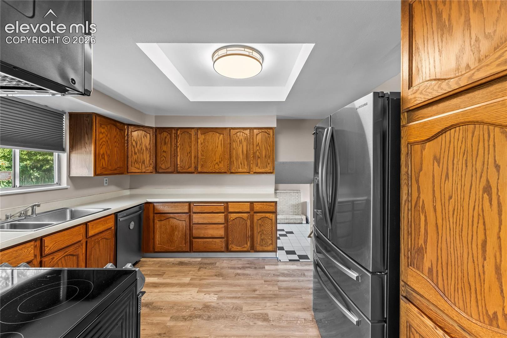 Listing photo 10 for 22 Heatherwood Lane