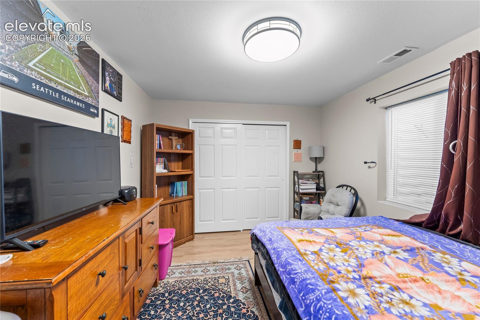 Listing photo 33 for 885 Candlestar Loop