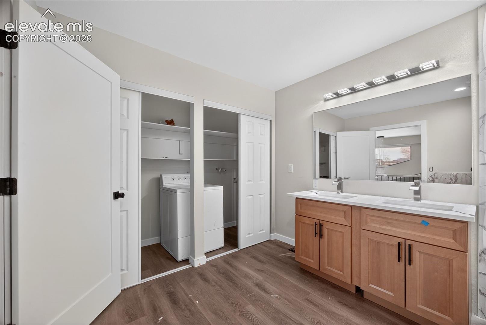 Listing photo 20 for 4180 S Monaco Parkway