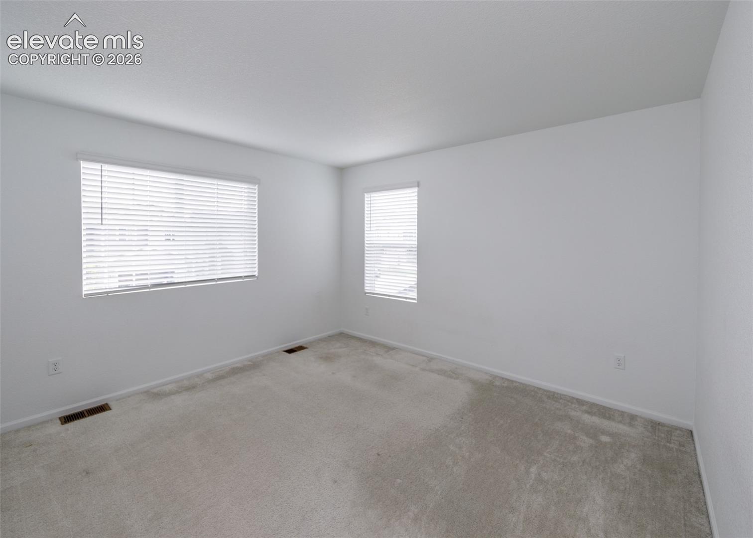 Listing photo 26 for 16462 Mountain Flax Drive