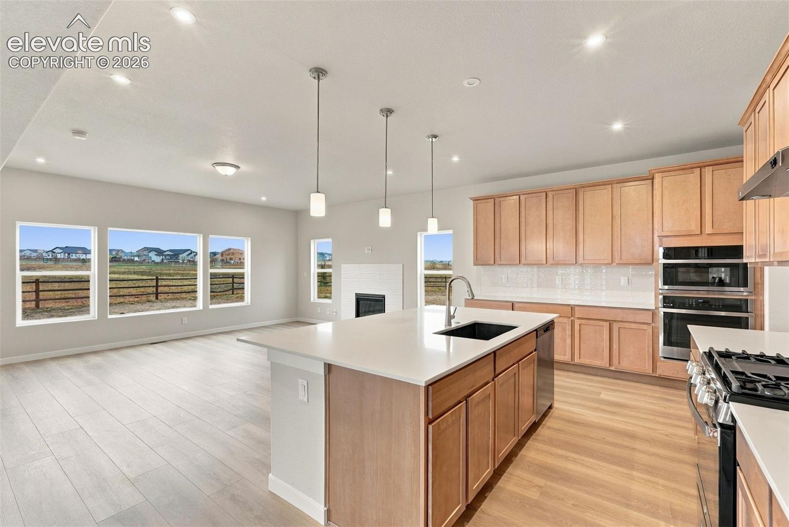 Listing photo 14 for 13586 Crooked Hill Drive