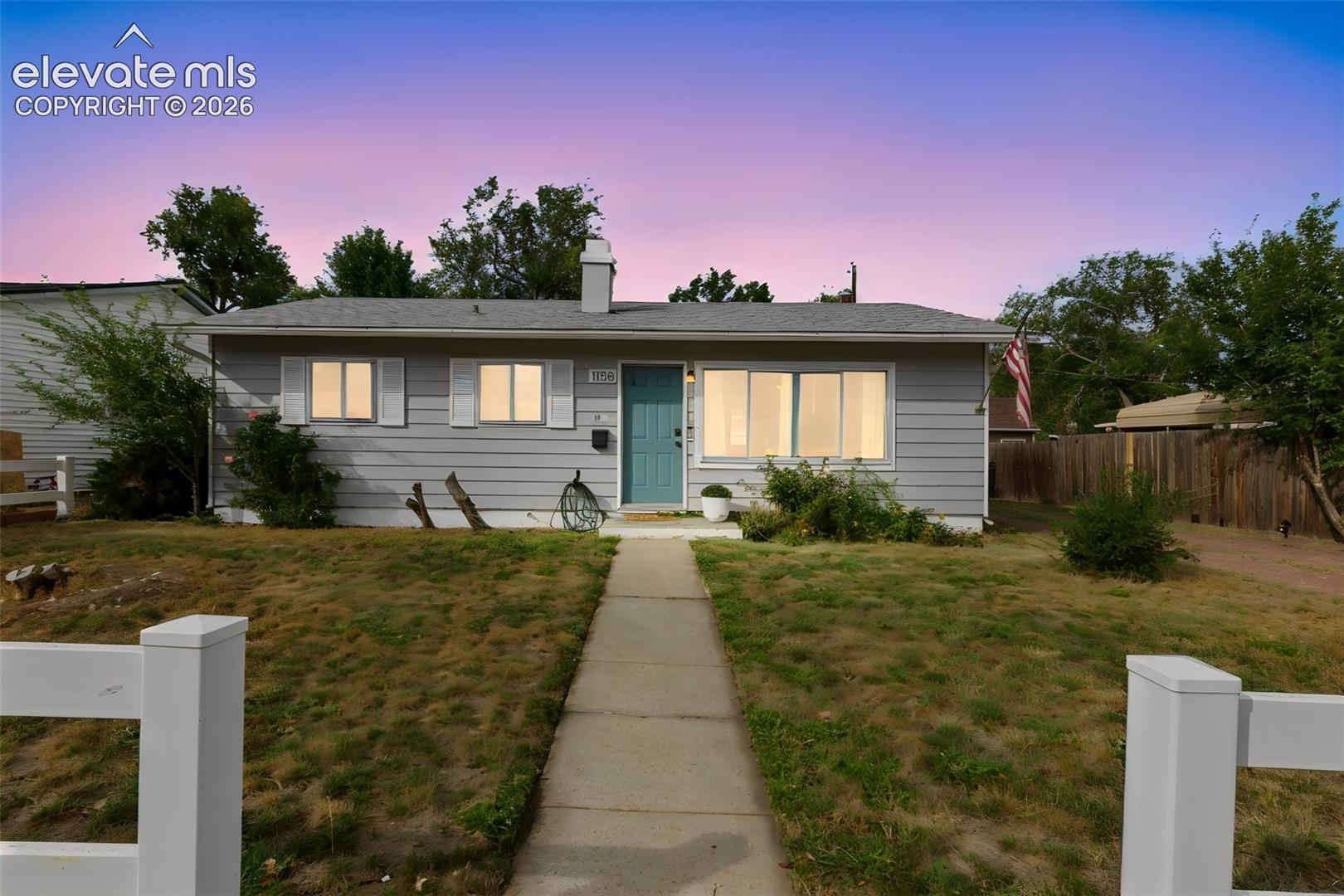 1138 Florence Avenue — listing photo