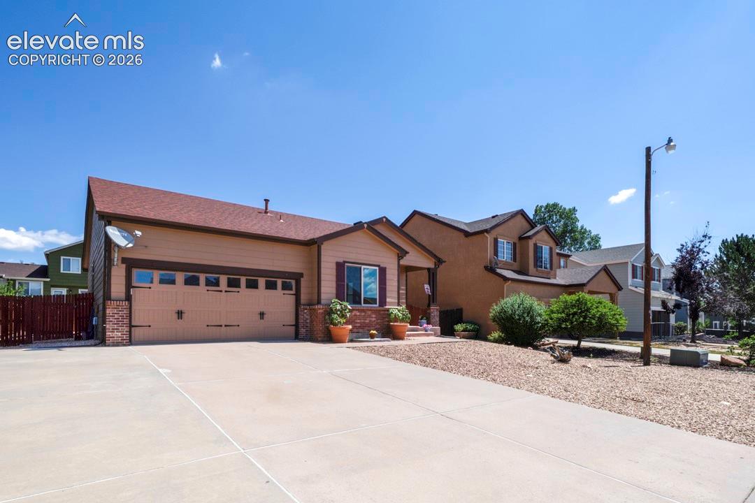 7542 Stephenville Road — listing photo