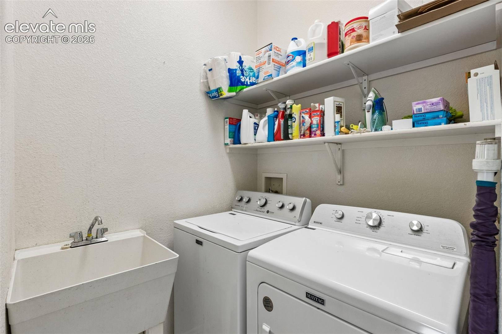 Listing photo 18 for 703 N Canvas Drive