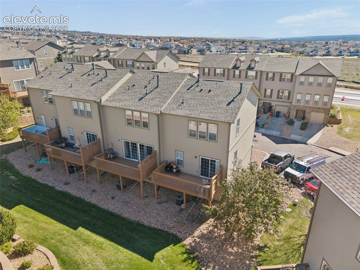 Listing photo 12 for 976 Burning Bush Point