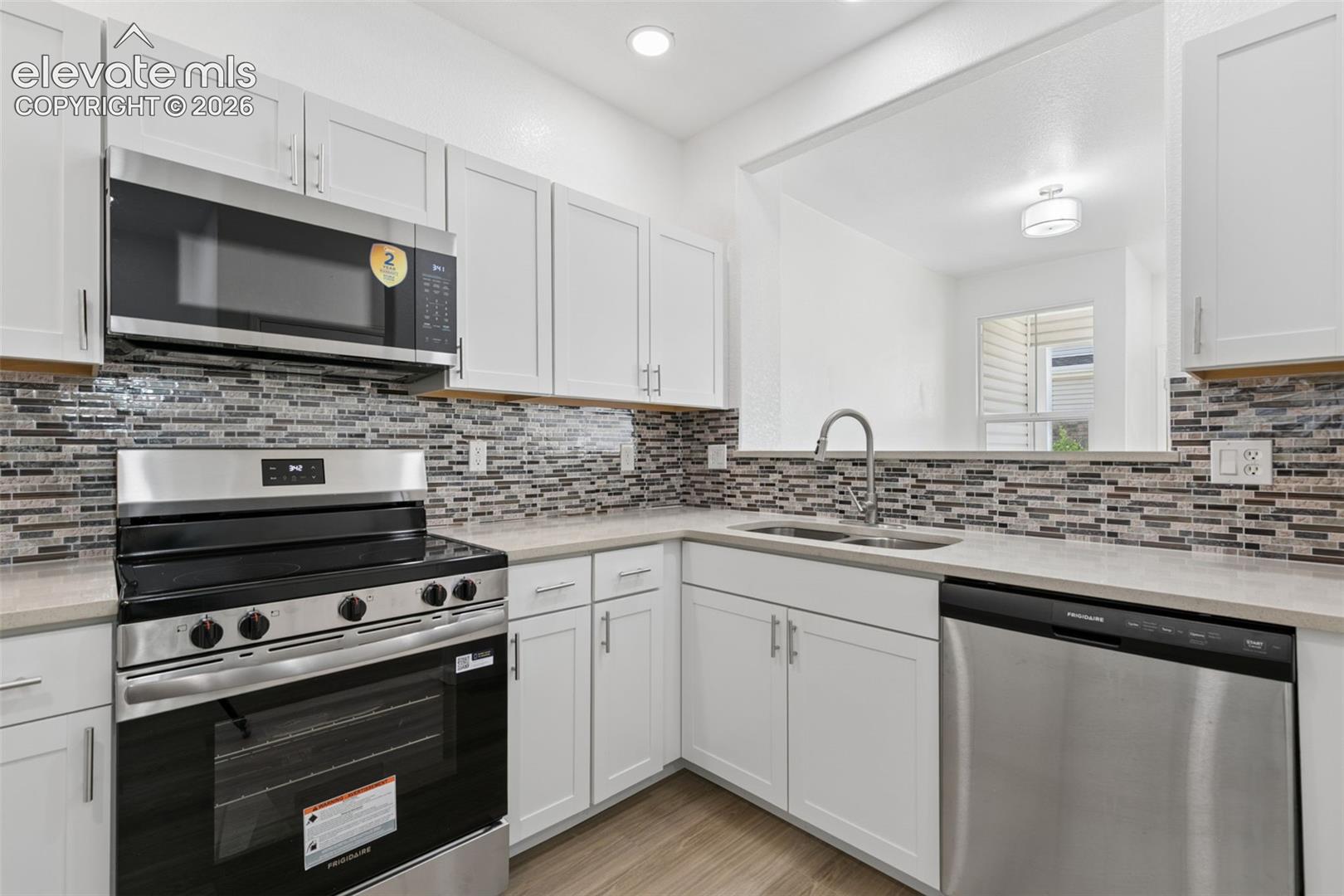 6218 Escalade Point, photo 11