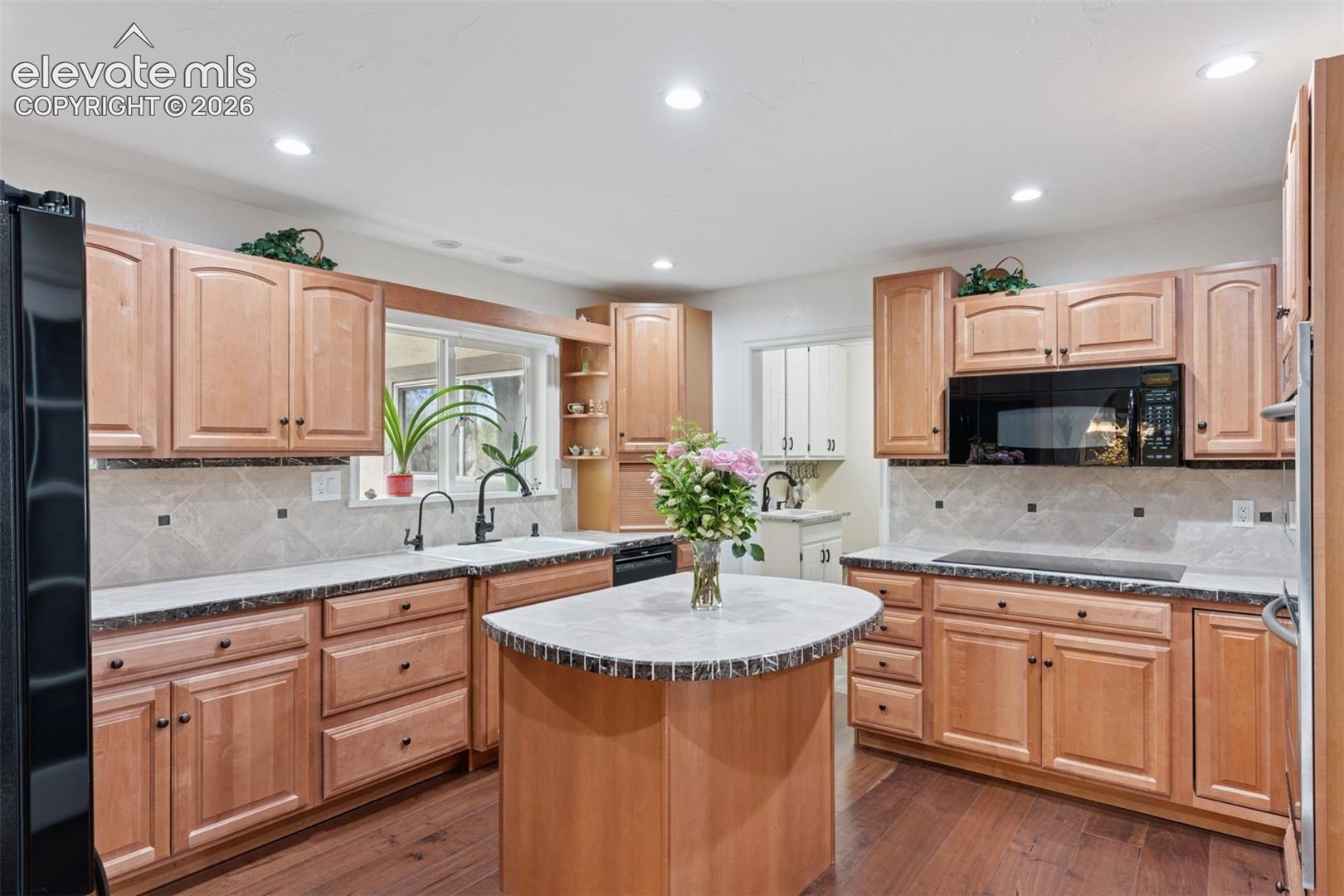 Listing photo 32 for 16990 Old Pueblo Road