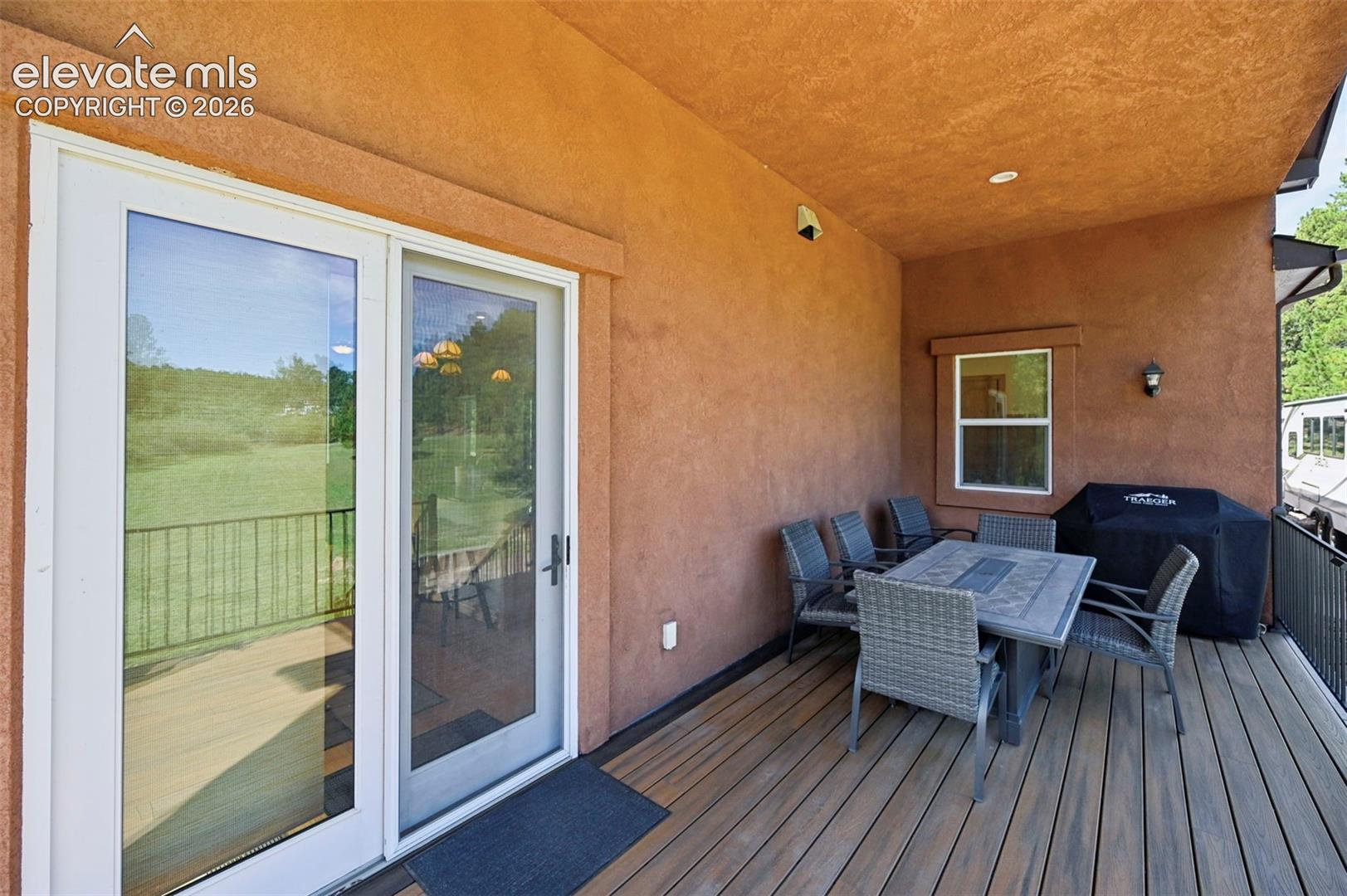 Listing photo 40 for 335 West Way