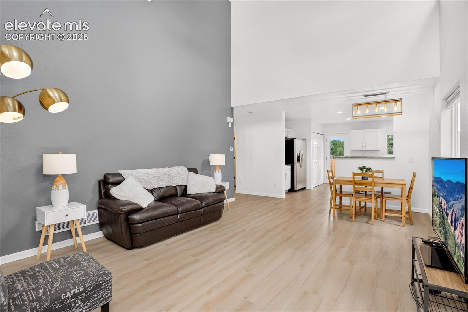 Listing photo 16 for 1363 Yellow Granite Way
