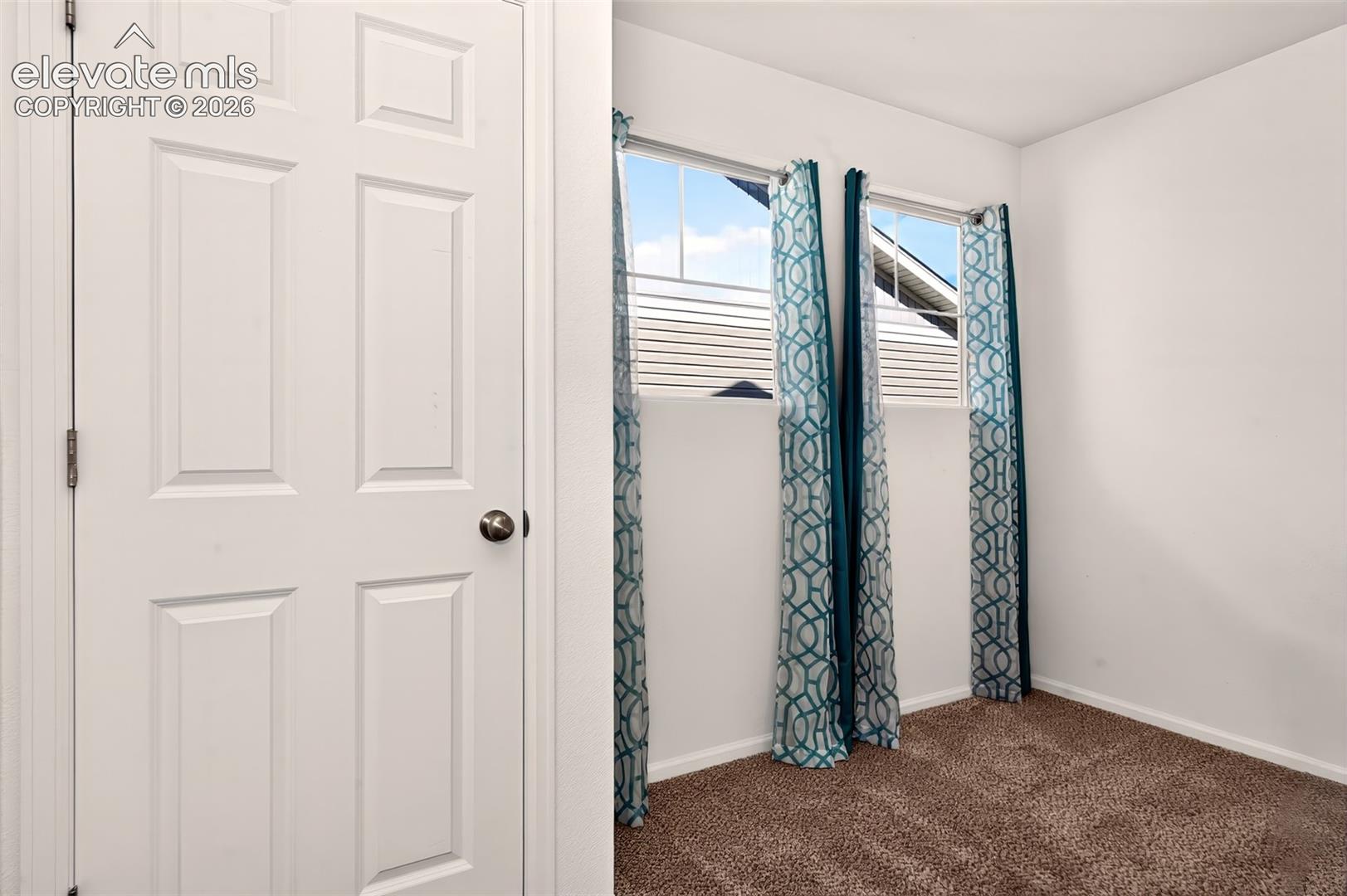 Listing photo 18 for 6315 Kildare Drive