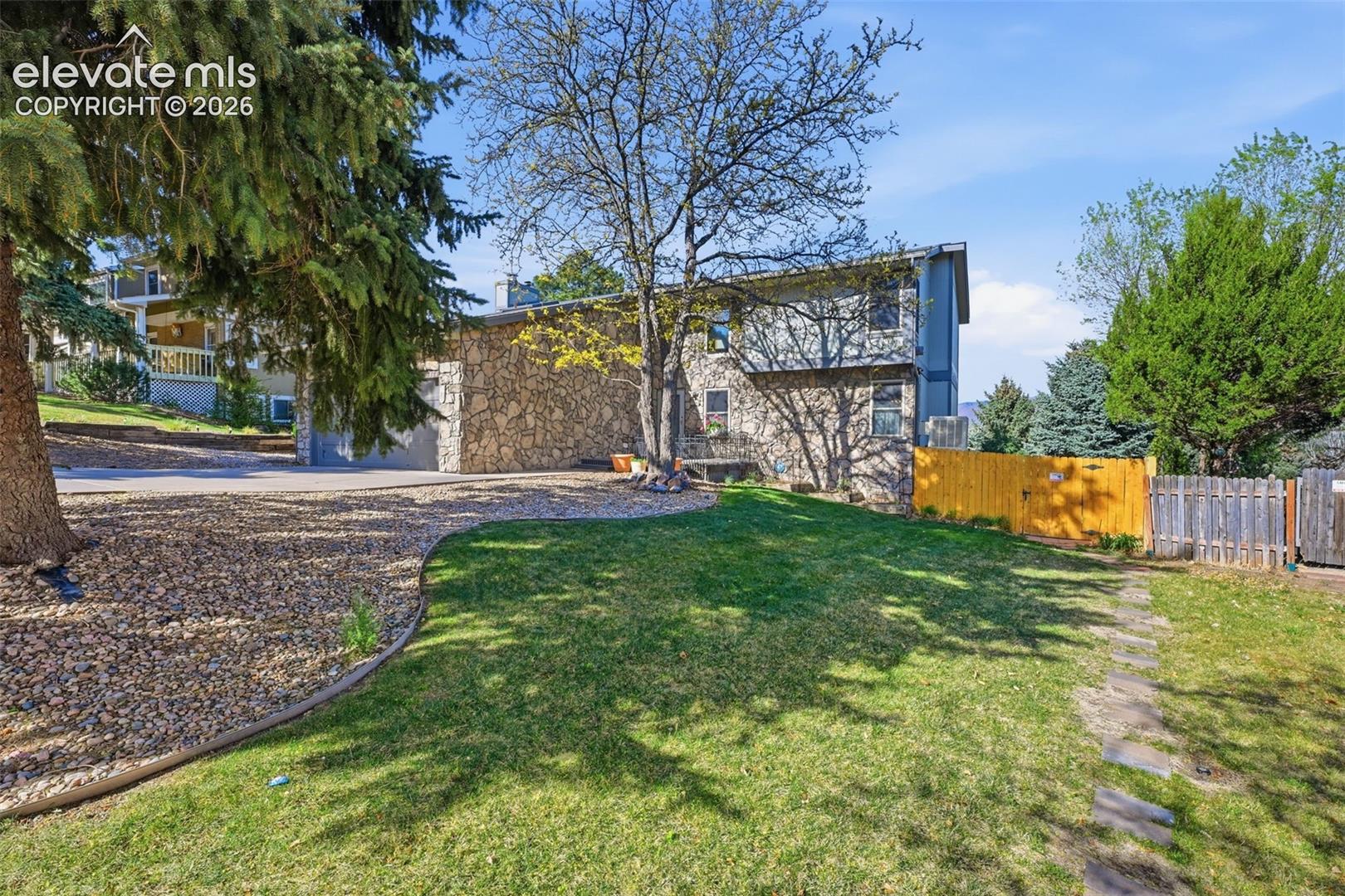 6364 Galway Drive, photo 39