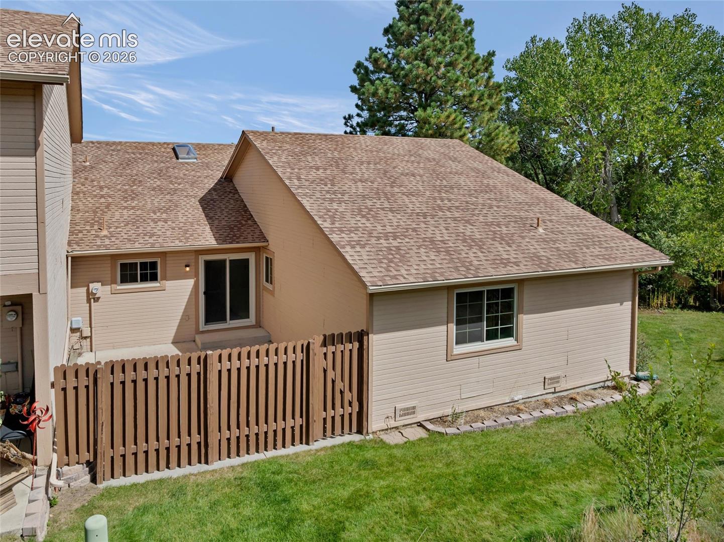 Listing photo 20 for 1405 Vondelpark Drive