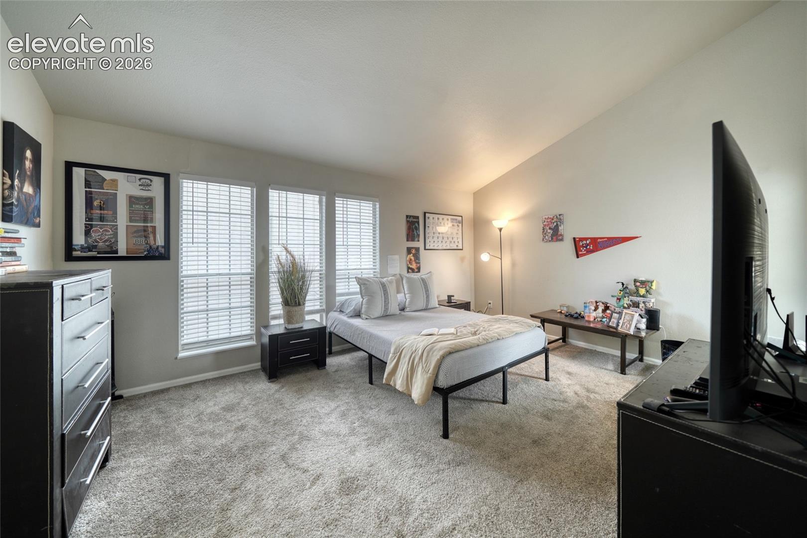 Listing photo 21 for 3330 Templeton Gap Road 31