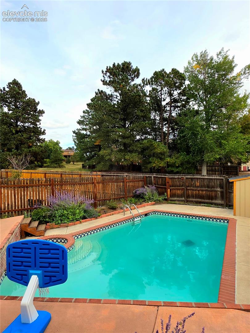 Listing photo 41 for 420 Allegheny Drive