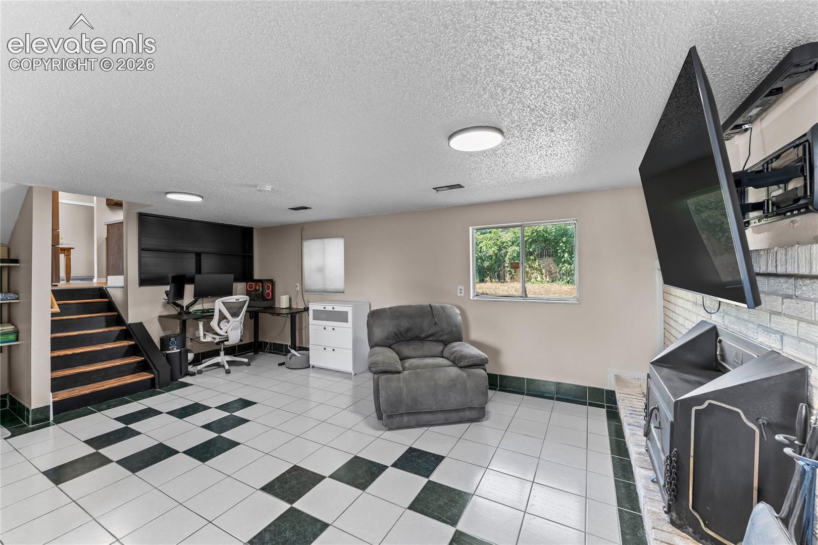 Listing photo 25 for 22 Heatherwood Lane