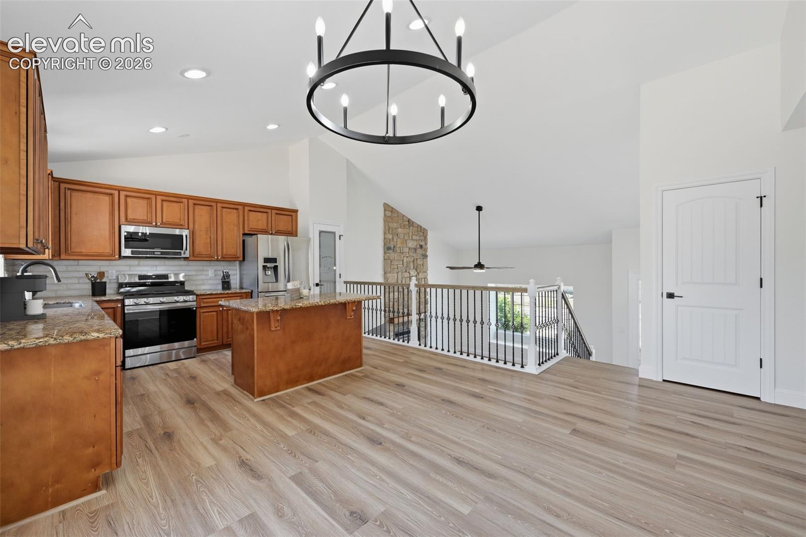 Listing photo 11 for 780 Bayfield Drive