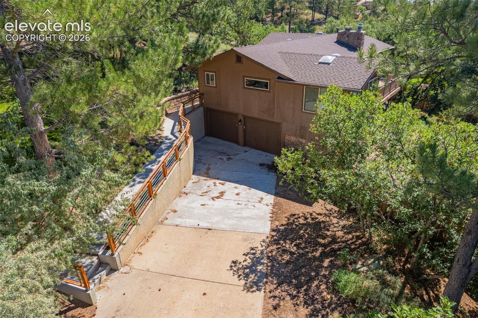 Listing photo 2 for 7169 Dark Horse Place