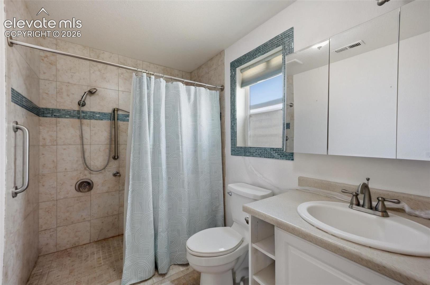 Listing photo 30 for 35270 Ford Road