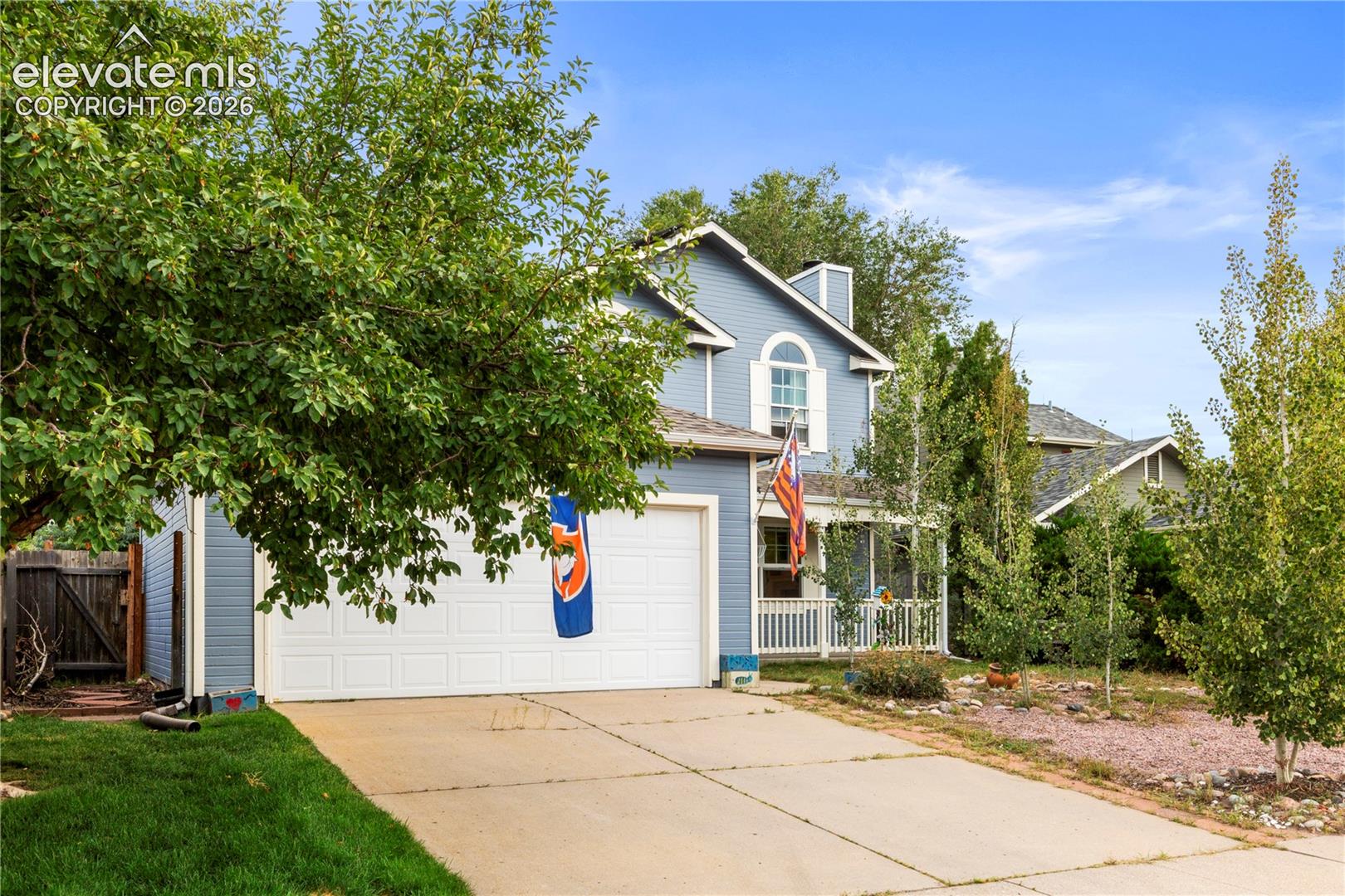 Listing photo 3 for 4315 Archwood Drive
