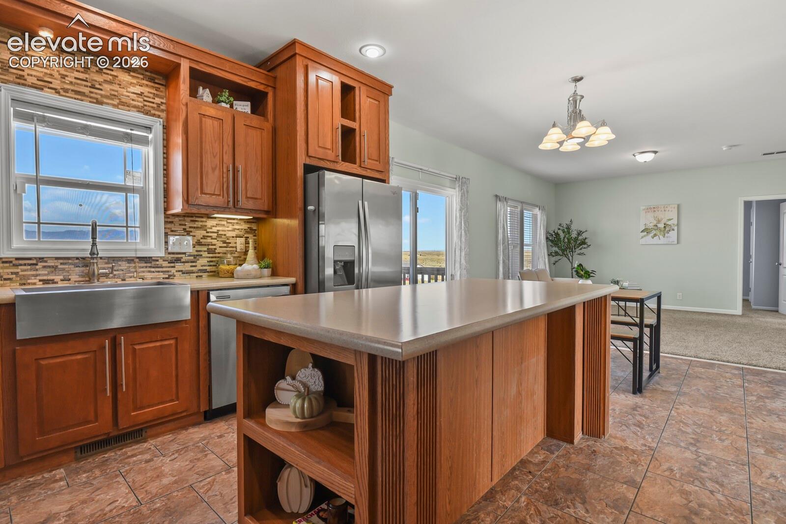 Listing photo 10 for 8132 Indian Village Heights