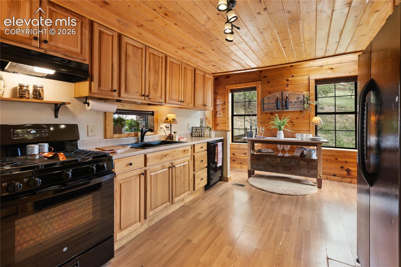 1021 Markus Road, photo 17