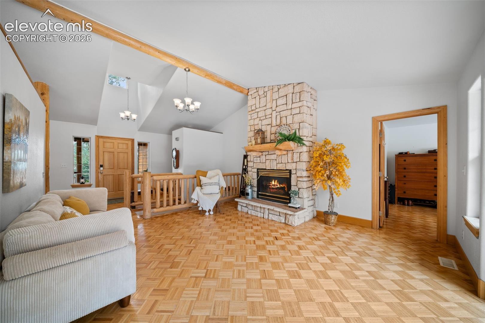 Listing photo 7 for 1400 Eagle Trace Court