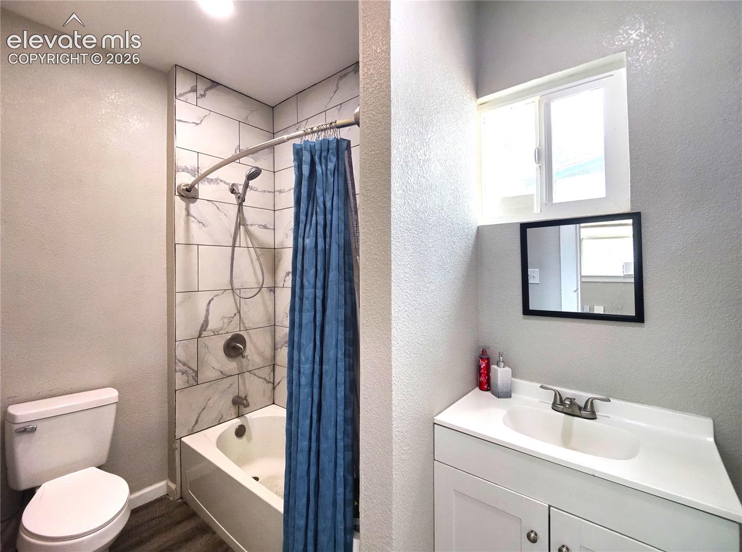 Listing photo 10 for 710 McCulley Avenue