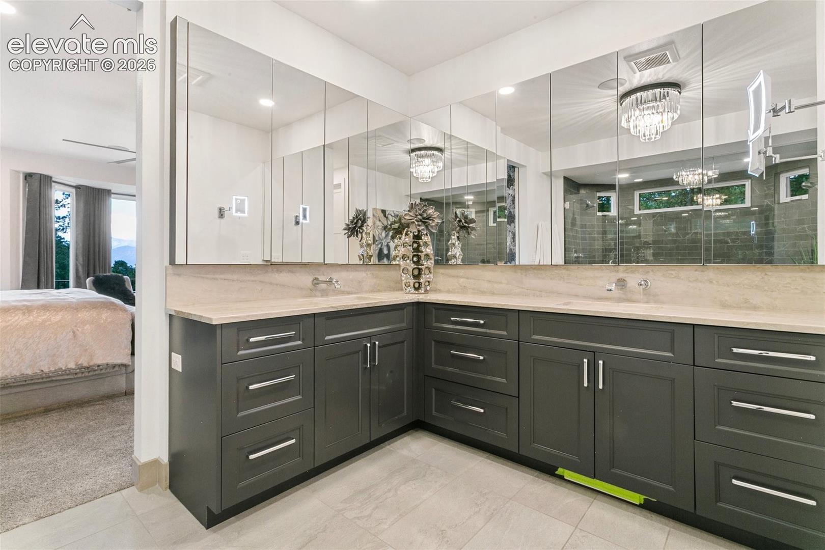 Listing photo 20 for 17270 Colonial Park Drive