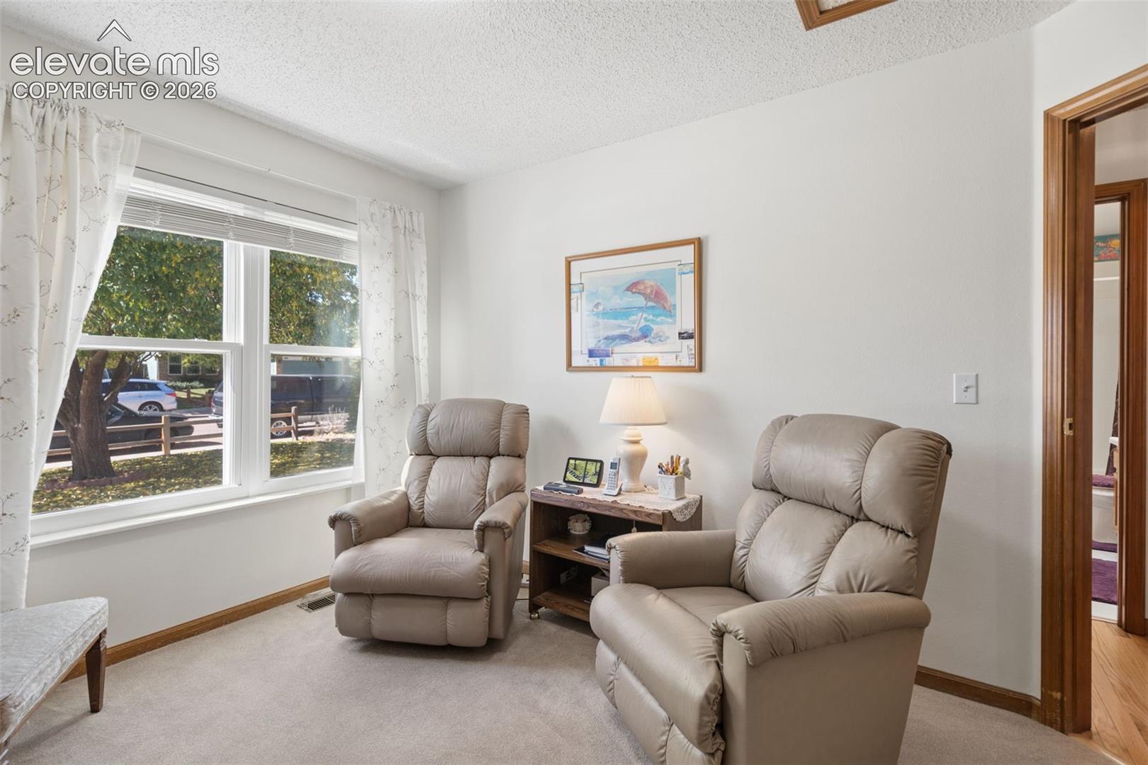 Listing photo 30 for 425 Fleming Street